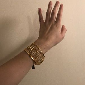 NTW. Vince CAMUTO bracelet.